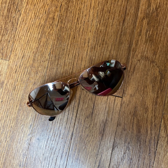 Juicy Couture Aviators - Picture 3 of 4